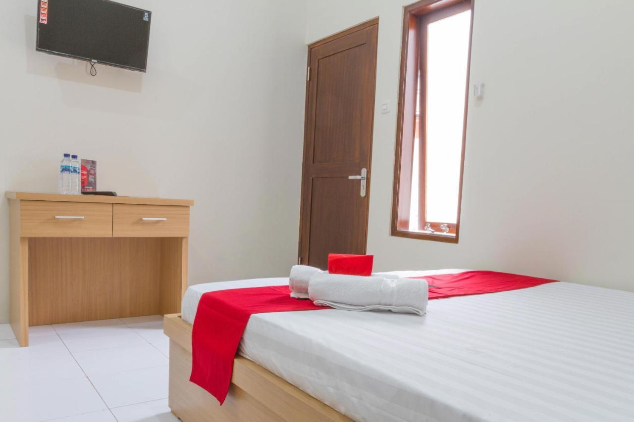 Reddoorz Near Universitas Siliwangi Tasikmalaya Hotel Ngoại thất bức ảnh