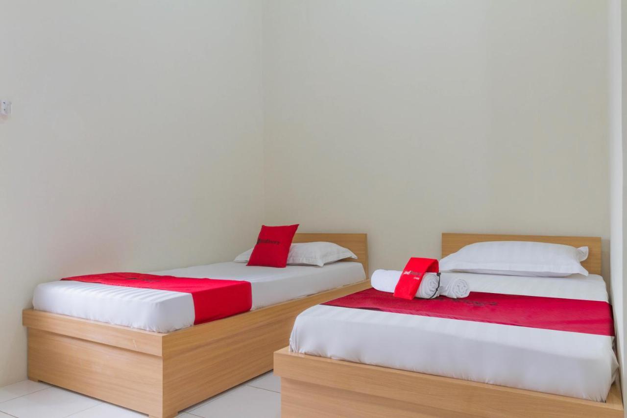 Reddoorz Near Universitas Siliwangi Tasikmalaya Hotel Ngoại thất bức ảnh