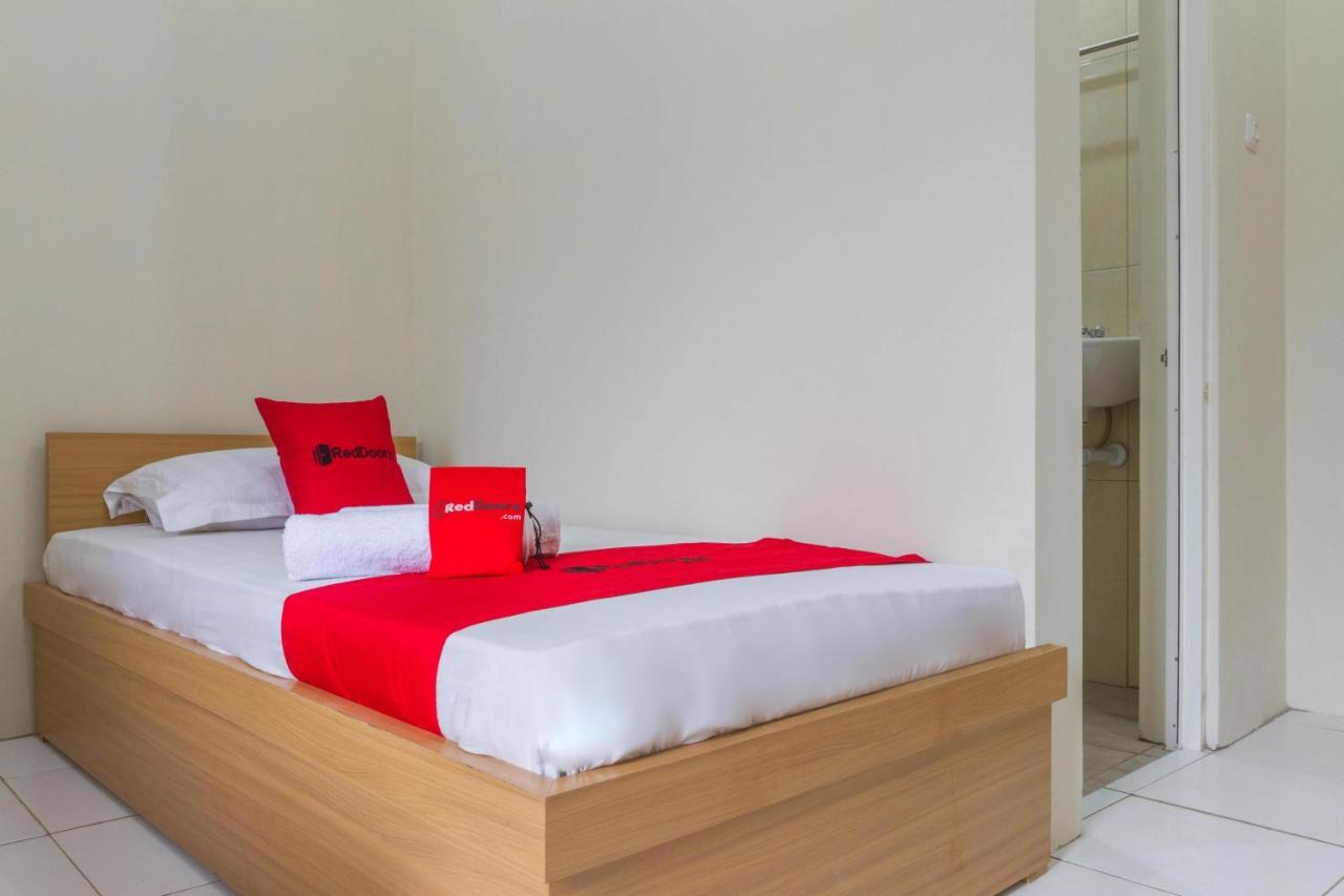 Reddoorz Near Universitas Siliwangi Tasikmalaya Hotel Ngoại thất bức ảnh